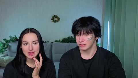 Snapshot of lilo_meow chatting on December 2025 02:37:02 PM Kris Lilo online show from December 2025 02:37:02 PM