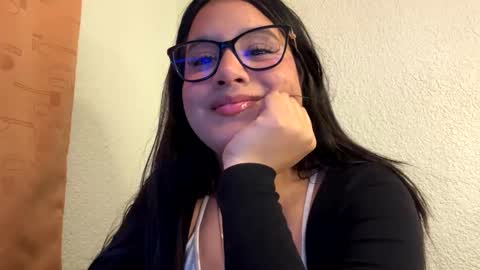 Snapshot of lilprincessxoxo_ chatting on January 2025 06:06:02 AM lilprincessxoxo_ online show from January 2025 06:06:02 AM