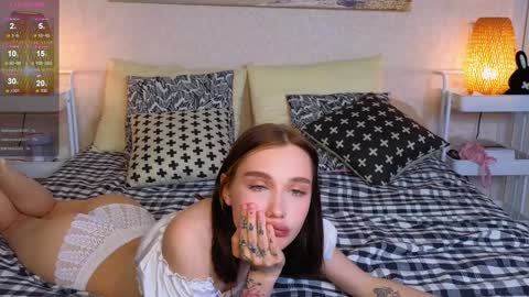 Snapshot of lilpupsonish chatting on December 2024 06:09:02 PM Jesse and Grace online show from December 2024 06:09:02 PM