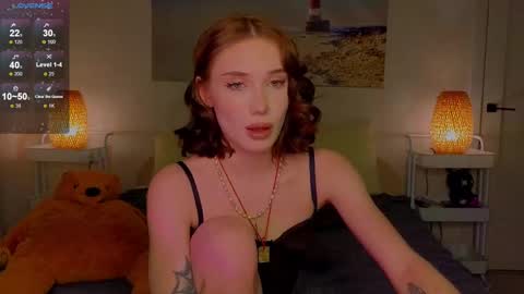 Snapshot of lilpupsonish chatting on February 2025 07:21:01 PM Jesse and Grace online show from February 2025 07:21:01 PM