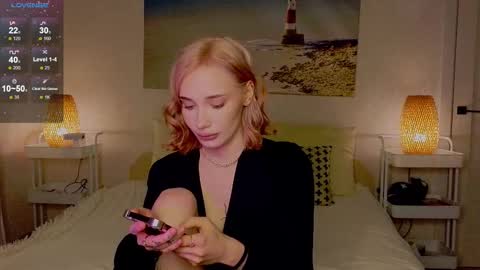 Snapshot of lilpupsonish chatting on March 2025 12:33:02 AM Jesse and Grace online show from March 2025 12:33:02 AM