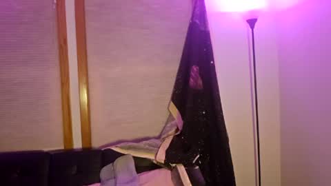 Luna online show from May 2026 03:46:01 AM