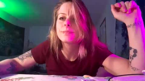 Luna online show from May 2026 03:58:02 AM
