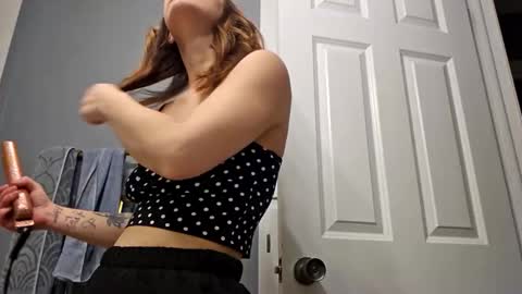 Snapshot of lilsirens11ut chatting on December 2025 06:23:01 PM lilsirens11ut online show from December 2025 06:23:01 PM