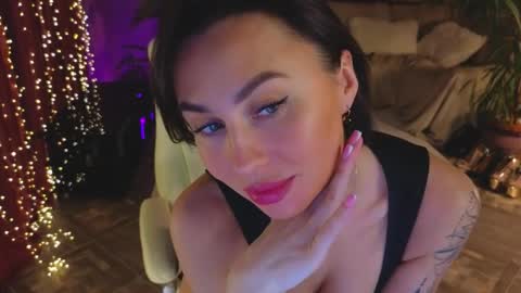 Lilu online show from April 2026 05:40:02 PM