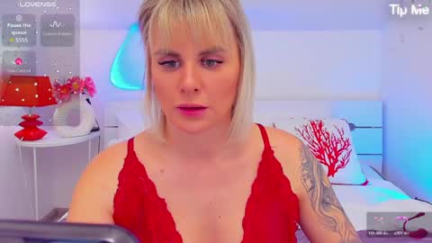 Lilu online show from May 2026 07:30:01 PM
