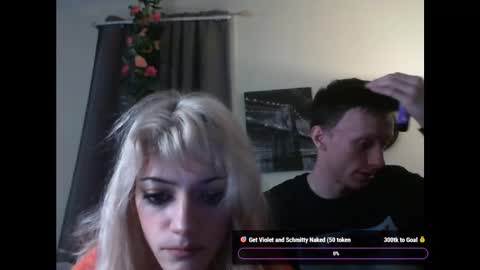 Snapshot of lilvioletxxx chatting on November 2025 02:39:02 AM Little Violet online show from November 2025 02:39:02 AM