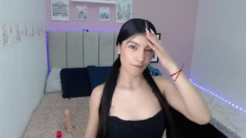  Lily  online show from May 2026 04:06:02 AM