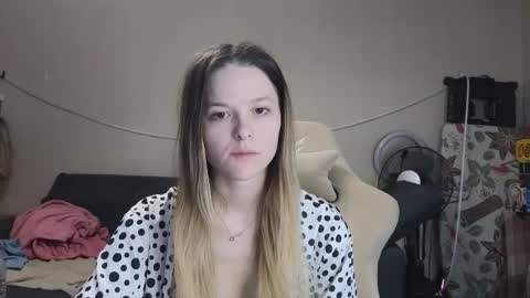 Snapshot of lily_and_jake chatting on December 2025 03:45:02 AM lily_and_jake online show from December 2025 03:45:02 AM