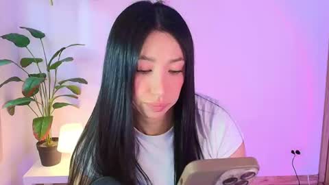just lily online show from June 2026 09:48:02 PM