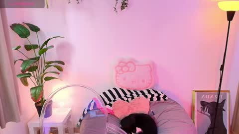 just lily online show from July 2026 09:24:02 PM