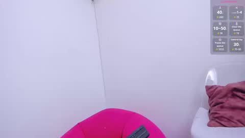 Snapshot of lily_evil chatting on September 2025 05:27:01 PM online show from September 2025 05:27:01 PM