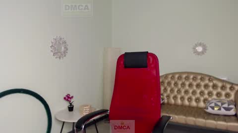 Snapshot of lily_flower7_ chatting on January 2025 01:12:02 PM Lily online show from January 2025 01:12:02 PM