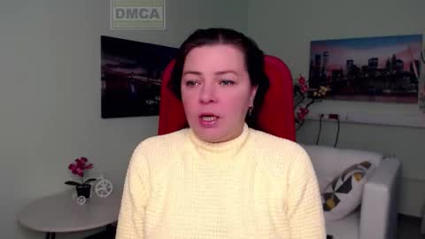 Snapshot of lily_flower7_ chatting on December 2025 05:01:01 AM Lily online show from December 2025 05:01:01 AM