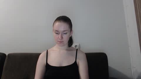 lily_love_x online show from October 2025 12:44:02 AM