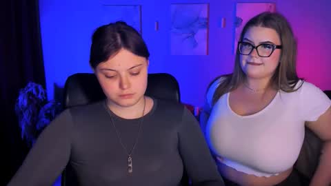 ur Lily  online show from February 2026 01:18:02 AM