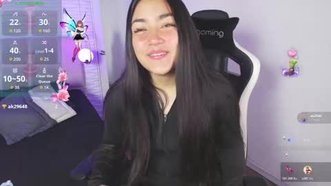 lily_waist online show from November 2025 03:28:01 AM