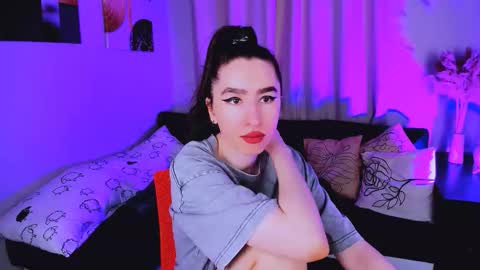 LILY online show from September 2025 07:25:02 AM