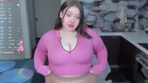 Lily online show from February 2026 05:06:01 AM