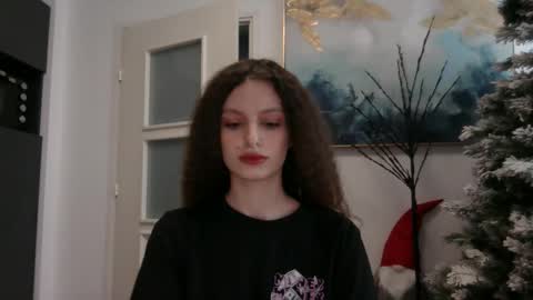 Snapshot of lilycandy_ chatting on January 2026 09:36:02 AM lilycandy_ online show from January 2026 09:36:02 AM