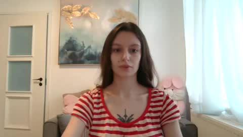 Snapshot of lilycandy_ chatting on February 2026 12:15:01 PM lilycandy_ online show from February 2026 12:15:01 PM