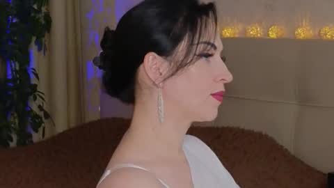 Lily online show from September 2025 06:19:01 PM