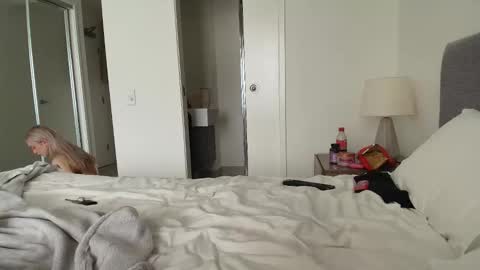 lilyflex online show from April 2026 01:04:01 AM