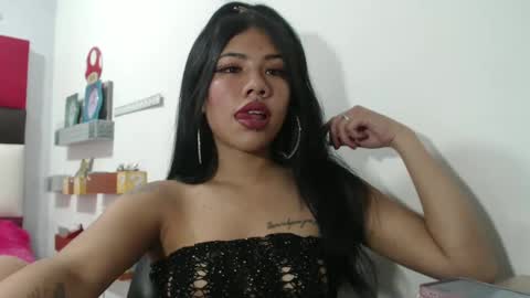 Snapshot of lilyjamesx chatting on January 2025 09:32:01 PM lilyjamesx online show from January 2025 09:32:01 PM