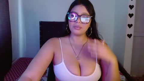 Snapshot of lilyloock1105 chatting on February 2026 09:40:01 PM lilyloock1105 online show from February 2026 09:40:01 PM