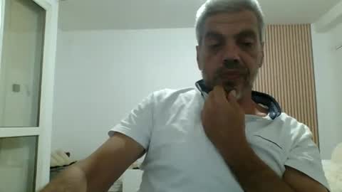 lilylovelyman50 online show from August 2026 03:19:01 AM