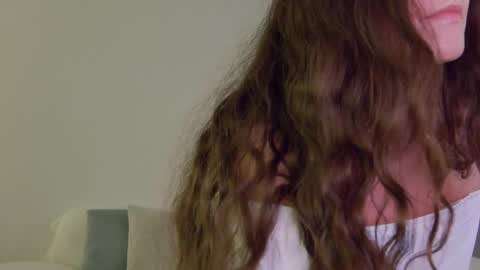 Lily online show from October 2025 03:11:01 PM