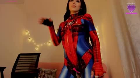 lily help me to collect more cosplay online show from January 2025 05:00:01 AM