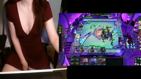 Snapshot of lilythrone chatting on January 2025 06:06:02 PM Lily Rone online show from January 2025 06:06:02 PM