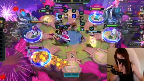 Snapshot of lilythrone chatting on January 2025 01:22:02 AM Lily Rone online show from January 2025 01:22:02 AM