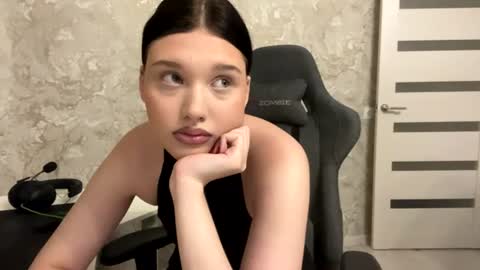 Lily online show from July 2026 07:15:02 AM