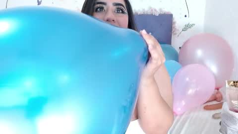 Snapshot of lin_jayani chatting on March 2026 09:14:02 PM Lin online show from March 2026 09:14:02 PM