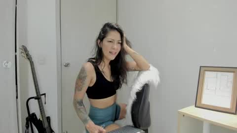 Lina Mandarina online show from June 2026 04:27:02 PM