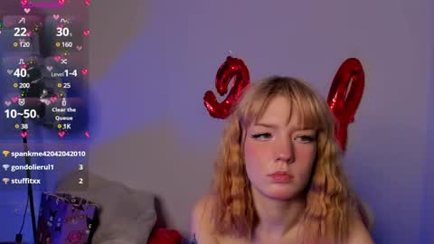 Snapshot of lina_blueeyed chatting on February 2025 11:23:02 AM Lina blueeyed GMT3 1100-1700 Mon Wed Thu Sat Sun online show from February 2025 11:23:02 AM