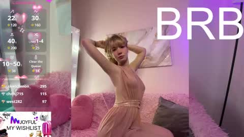 Snapshot of lina_blueeyed chatting on March 2025 10:19:01 AM Lina blueeyed GMT3 1100-1700 Mon Wed Thu Sat Sun online show from March 2025 10:19:01 AM