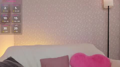 Snapshot of lina_blueeyed chatting on October 2025 09:18:01 AM Lina blueeyed GMT3 1100-1700 Mon Wed Thu Sat Sun online show from October 2025 09:18:01 AM