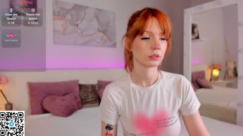 Snapshot of lina_blueeyed chatting on February 2026 09:35:02 AM Lina blueeyed GMT3 1100-1700 Mon Wed Thu Sat Sun online show from February 2026 09:35:02 AM