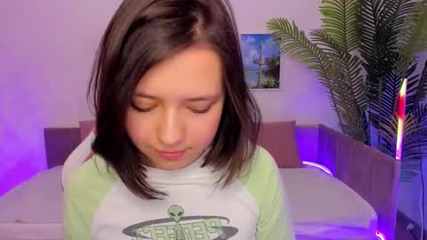 Lina online show from February 2025 07:56:01 AM