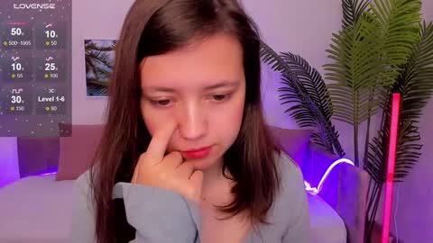 Lina online show from September 2025 02:23:01 AM