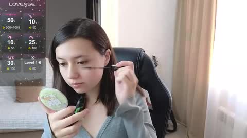 Lina online show from October 2025 11:02:01 AM