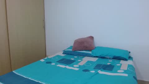 Snapshot of lina_busty chatting on February 2025 11:42:02 PM lina_busty online show from February 2025 11:42:02 PM