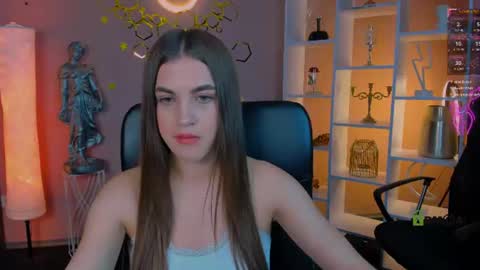 lina_fox12 online show from June 2026 12:28:02 PM