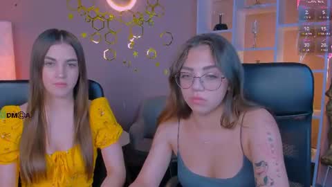 lina_fox12 online show from July 2026 12:18:02 PM