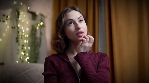 Lina -  online show from March 2025 05:27:02 PM