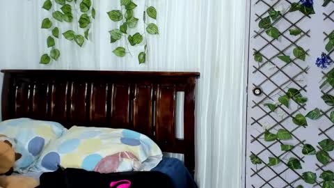 paola online show from February 2025 03:21:02 AM