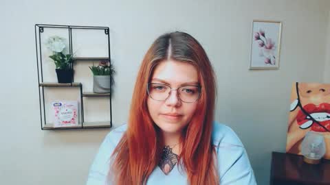 Snapshot of lina_ri chatting on October 2025 09:10:02 PM lina_ri online show from October 2025 09:10:02 PM